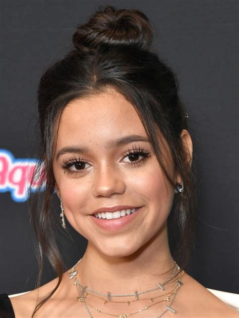 jenna ortega altezza|Jenna Ortega: Bio, Height, Weight, Age, Measurements